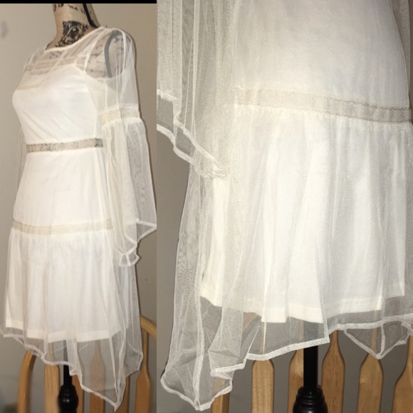 Chiffon Overlay Flowy Asymmetrical Wedding Dress - Picture 7 of 8